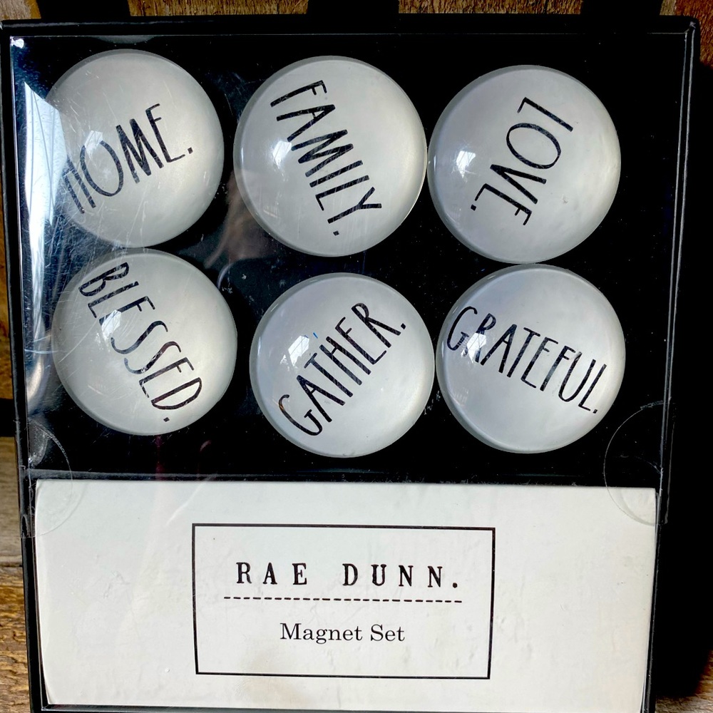 Rae dunn magnet set